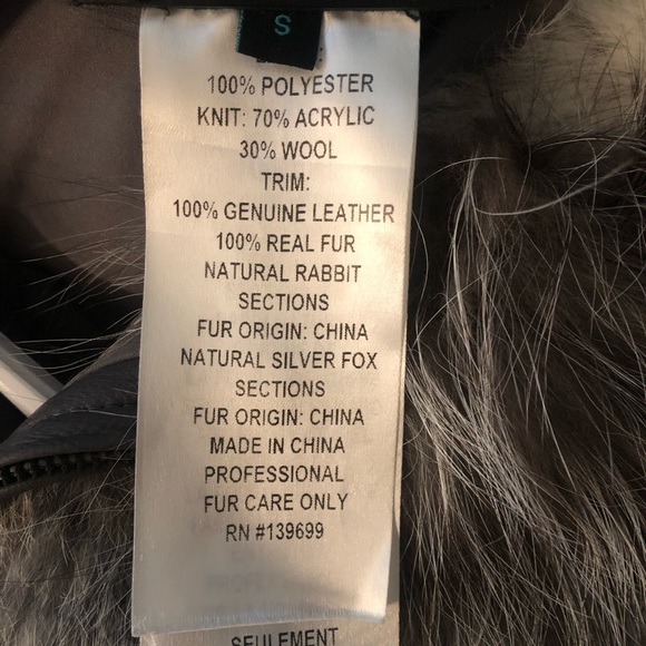 Jocelyn hooded fur natural rabbit vest. - Picture 5 of 6